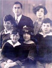 Irma Lindheim and her Children