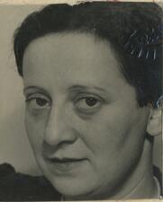 Cropped portrait of Friedl Dicker-Brandeis