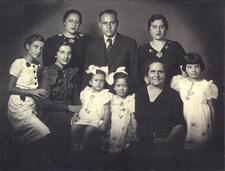 Bouena Sarfatty Garfinkle's Family, 1937 