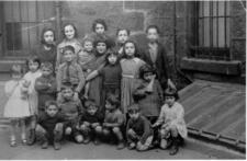 Children in Gorbals, Glasgow