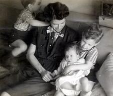 Polly Spiegal Cowan with her Children, 1944