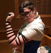 2016-2017 Rising Voices Fellow Diana Myers Wearing Tefillin