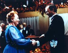 Gertrude Elion Receives the Nobel Prize from King Carl XVI Gustaf of Sweden, 1988