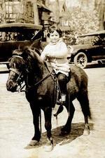 Gertrude Elion, circa 1921