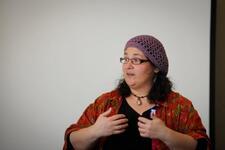 Rabbi Minna Bromberg Leading a Workshop