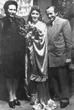 Edis De Philippe with Hanna Rovina and Michael Gottlieb, 1945