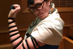 2016-2017 Rising Voices Fellow Diana Myers Wearing Tefillin