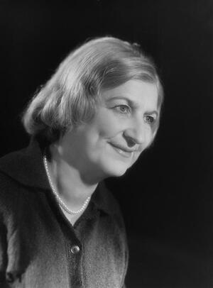 a studio portrait of Clara Malraux