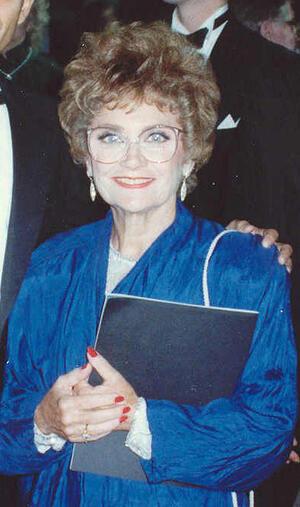 Estelle Getty at the 41st Emmy Awards, September 17, 1989
