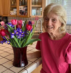 Photo of Rising Voices Fellow Maddy Pollack's Grandmother Linda Pollack