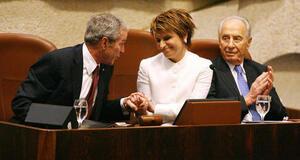Dalia Itzik with Presidents Bush and Peres