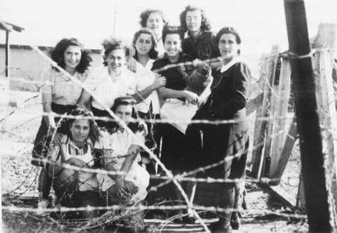 Irgun Zeva'i Le'ummi Women, Athlit Internment Camp, 1948