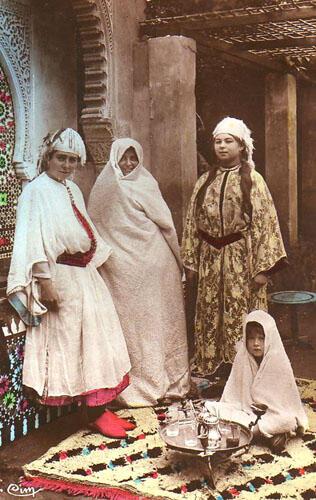Moroccan Jewish women, 1920's